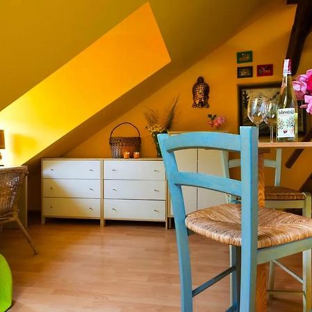 Live Like Locals: Market Square X Jewish District Cracovia Habitación foto