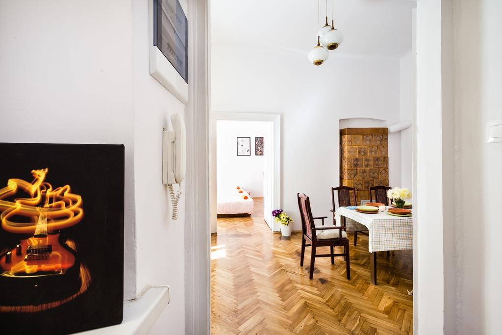 Live Like Locals: Market Square X Jewish District Cracovia Exterior foto