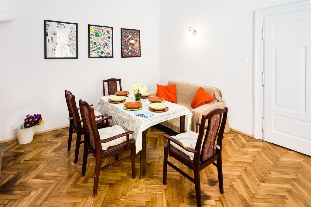 Live Like Locals: Market Square X Jewish District Cracovia Exterior foto